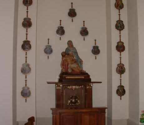 Piéta et les 15 mystères du rosaire